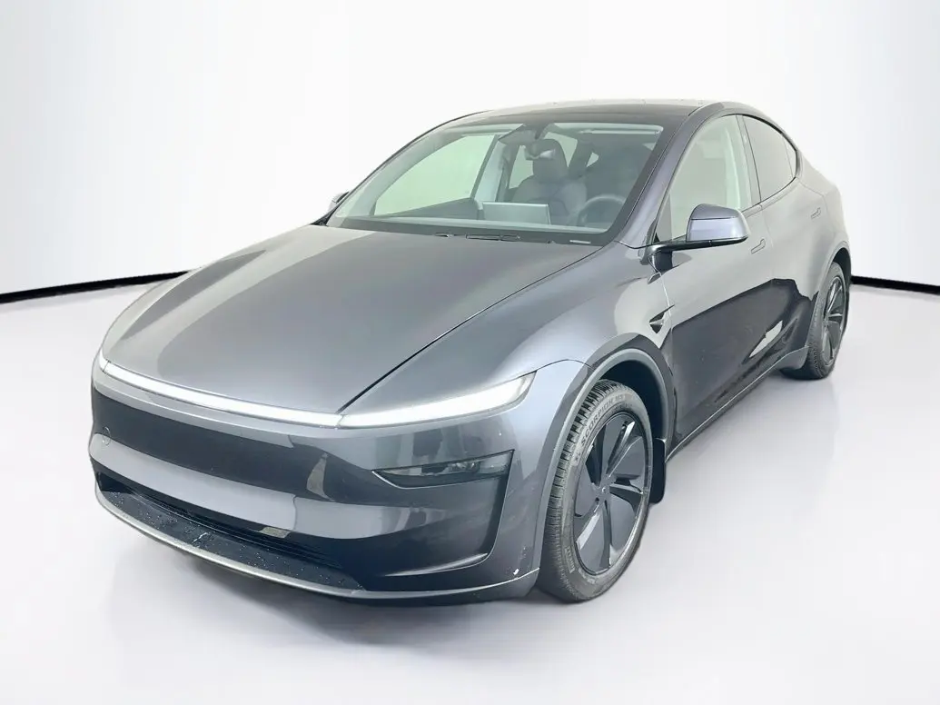 2026 Tesla Model Y Long Range Launch Series AWD photo 3