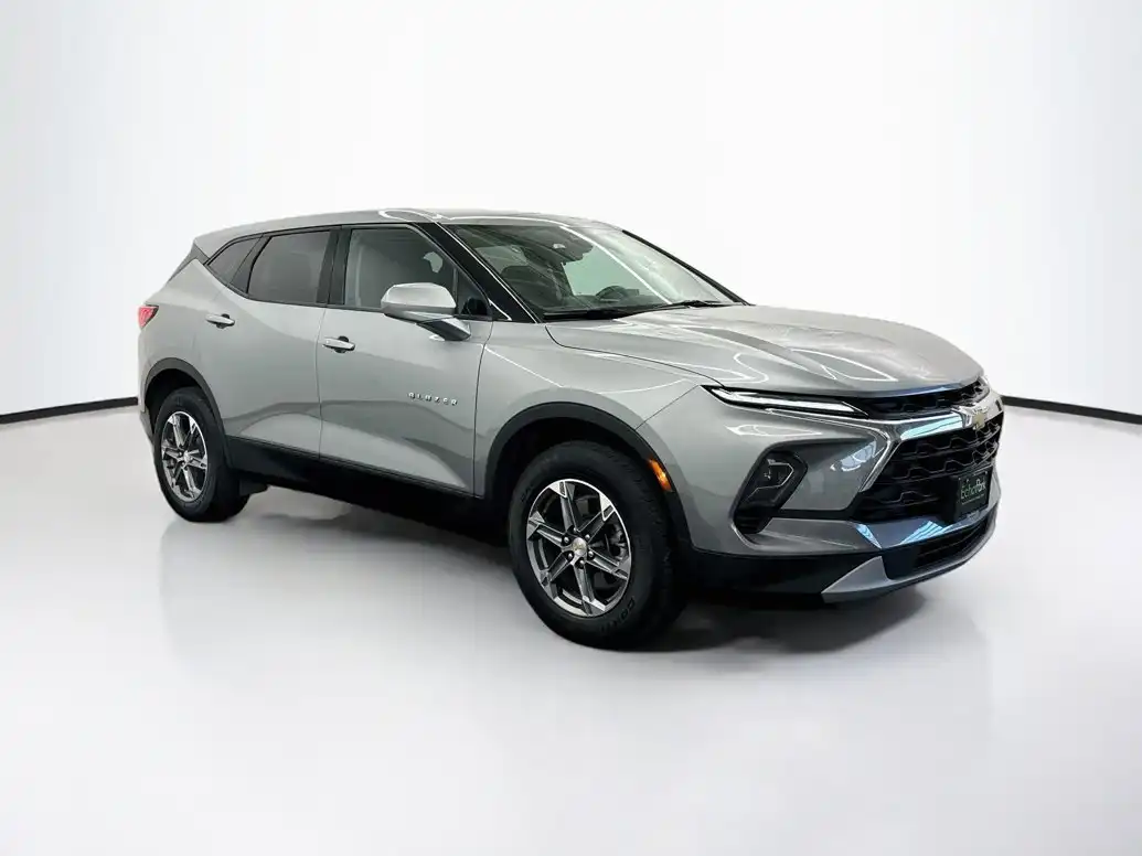 2026 Chevrolet Blazer 2.0T 2LT FWD's photo