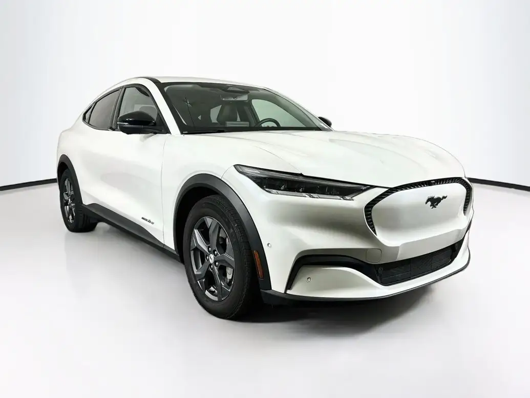 2023 Ford Mustang-Mach-e Select photo 1
