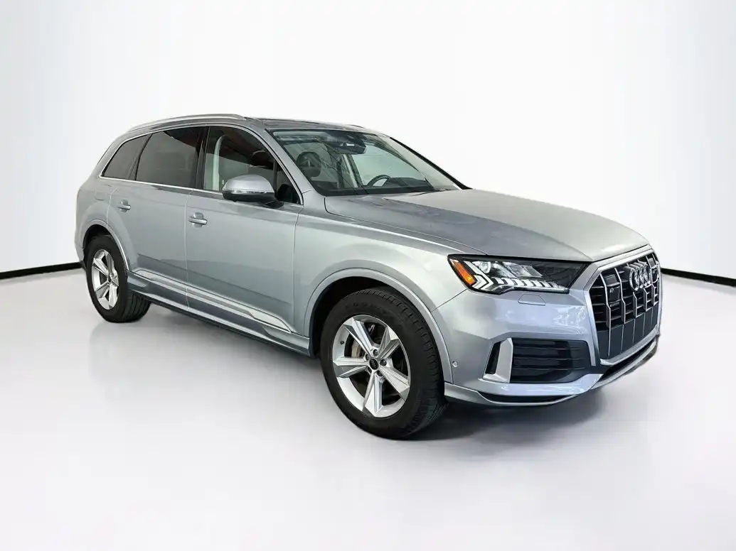 2024 Audi Q7 45 Premium Plus quattro Tiptronic's photo