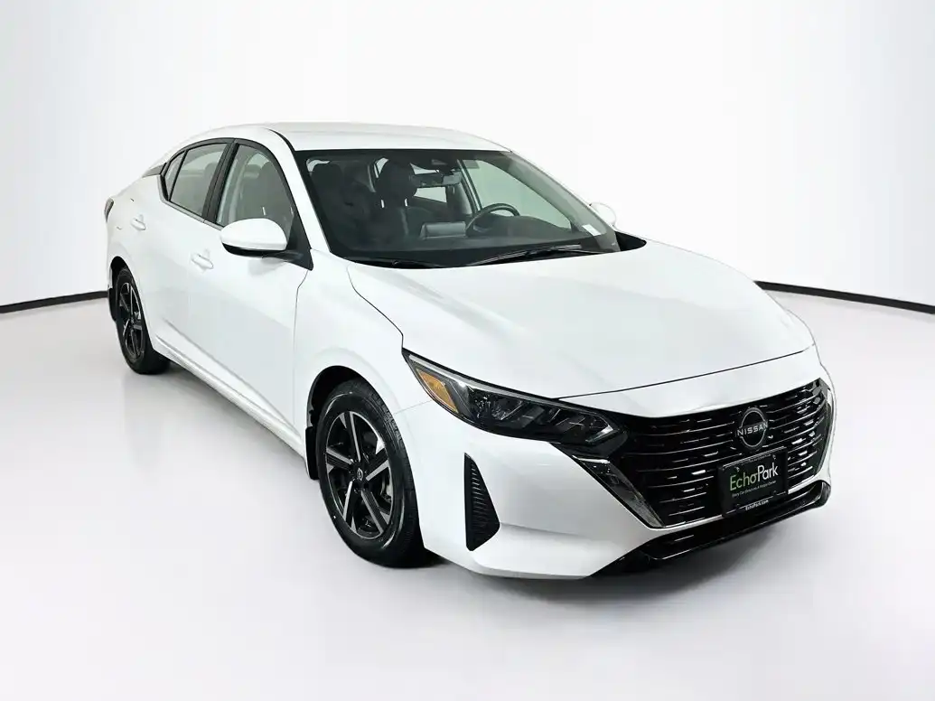 2025 Nissan Sentra SV CVT's photo