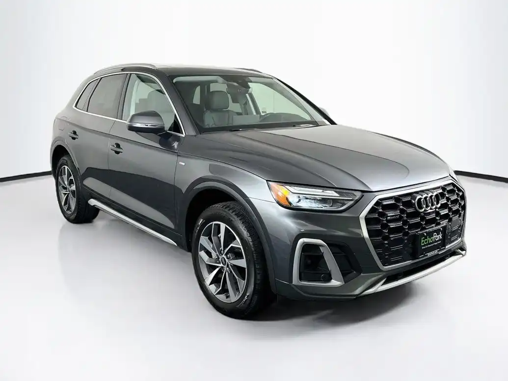 2024 Audi Q5 45 Premium Plus's photo