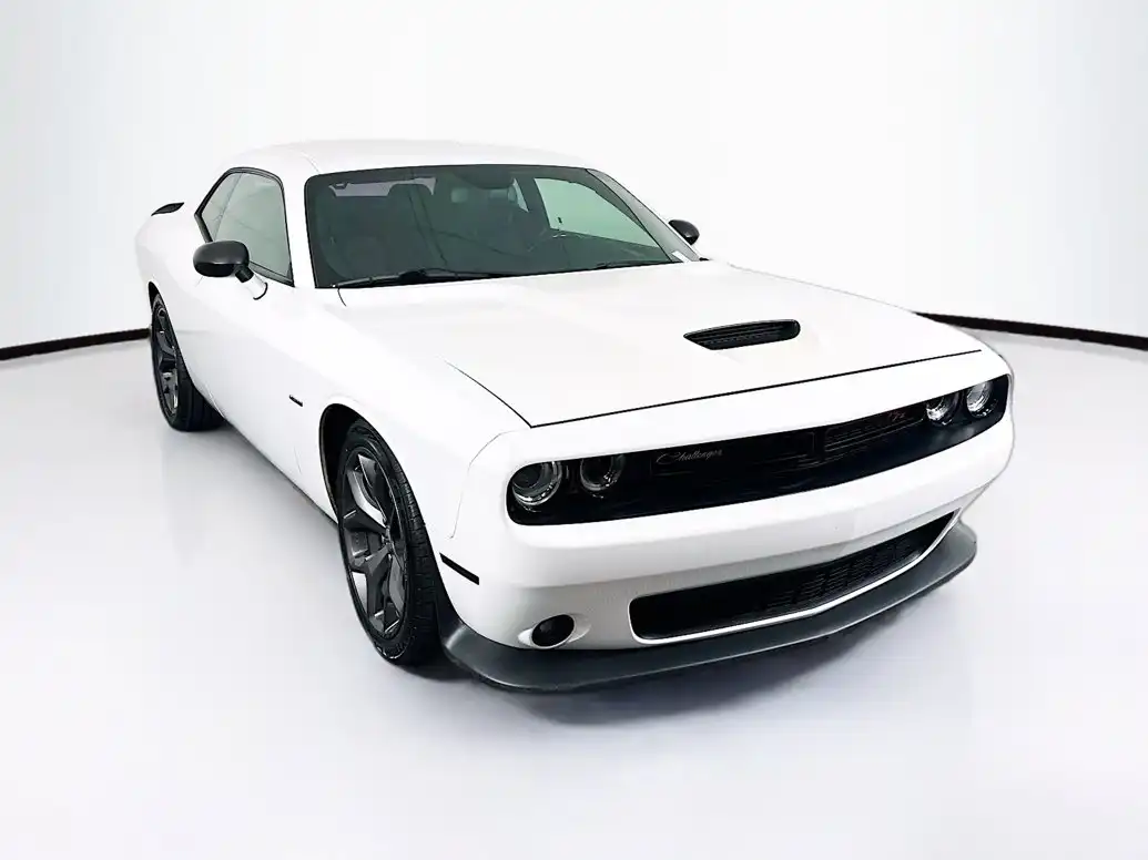 2019 Dodge Challenger R/T's photo