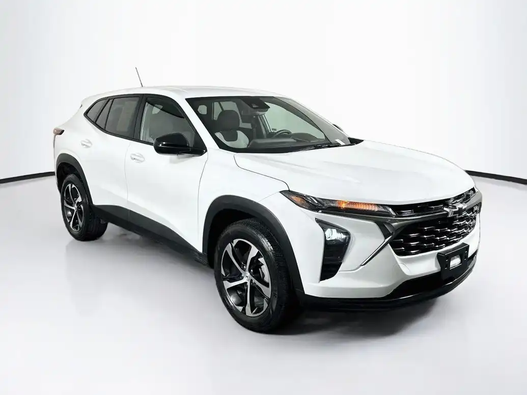 2025 Chevrolet Trax 1RS's photo