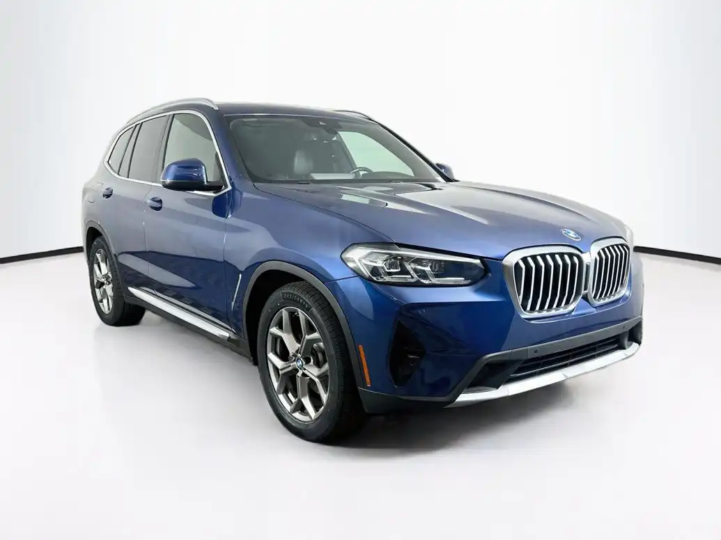 2022 BMW X3 sDrive30i's photo