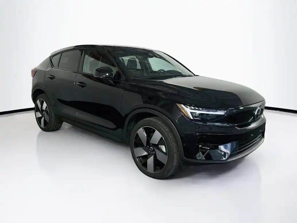 2023 Volvo C40 P8 Recharge Ultimate AWD's photo