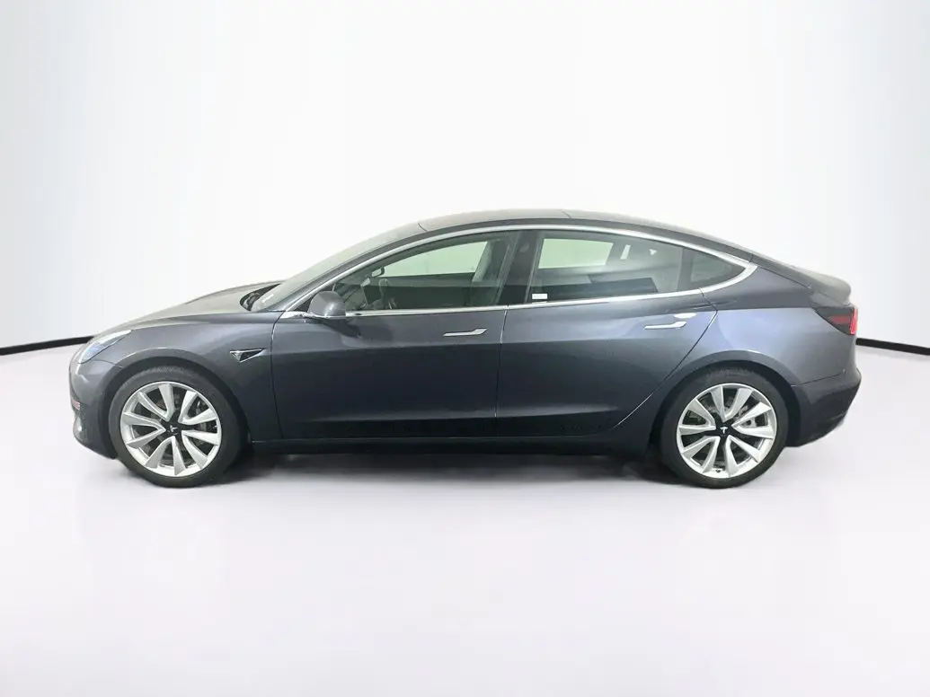 2018 Tesla Model 3 Long Range Dual Motor AWD photo 4