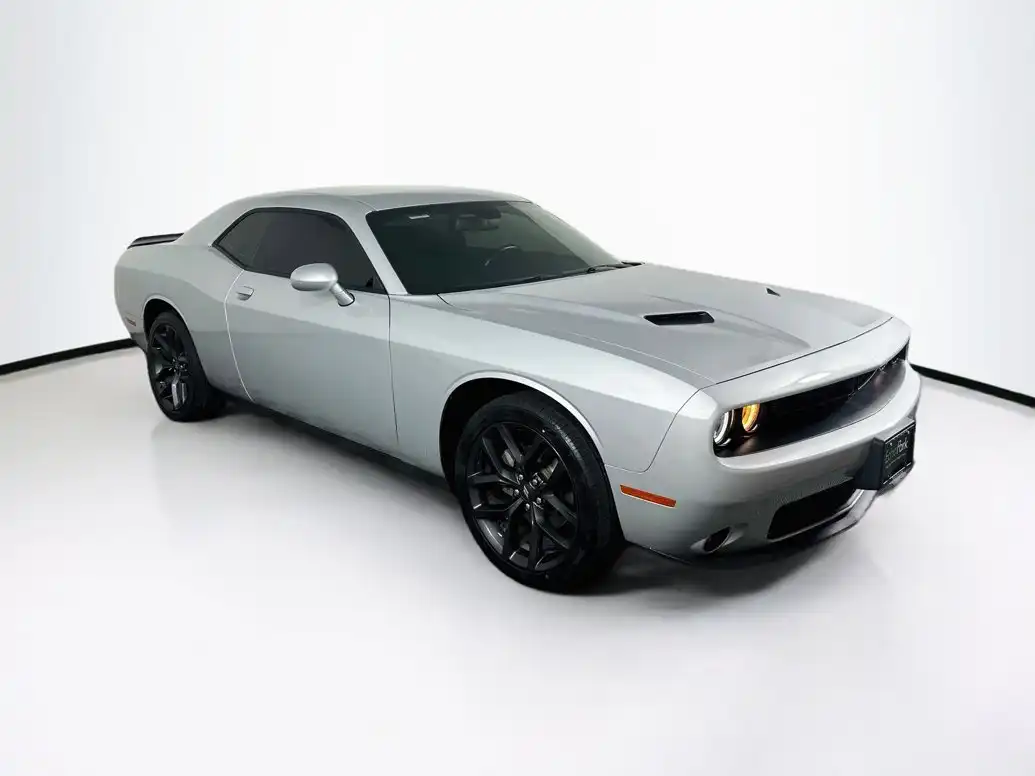 2023 Dodge Challenger SXT Auto's photo