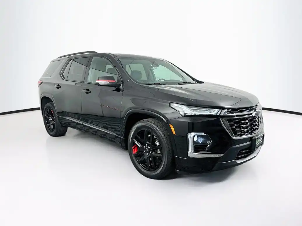 2023 Chevrolet Traverse Premier AWD's photo