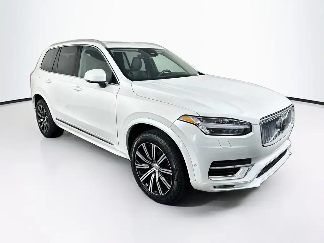 2024 Volvo XC90 B6 Plus 7-Seater Bright Theme AWD's photo