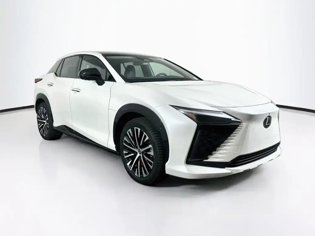 2023 Lexus RZ 450e 450e Luxury AWD's photo