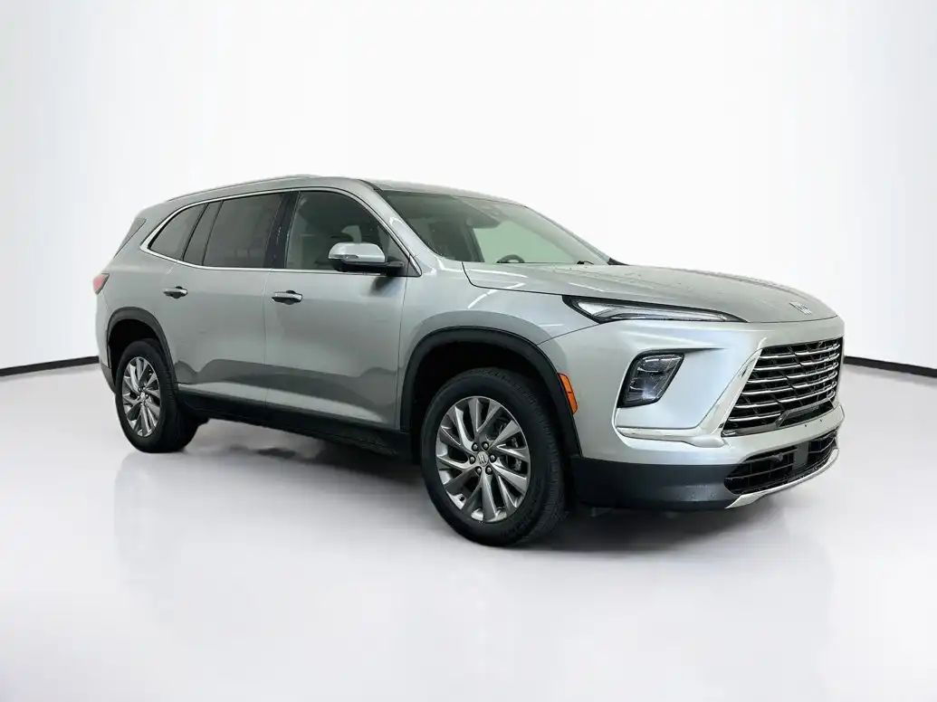 2025 Buick Enclave Preferred AWD's photo