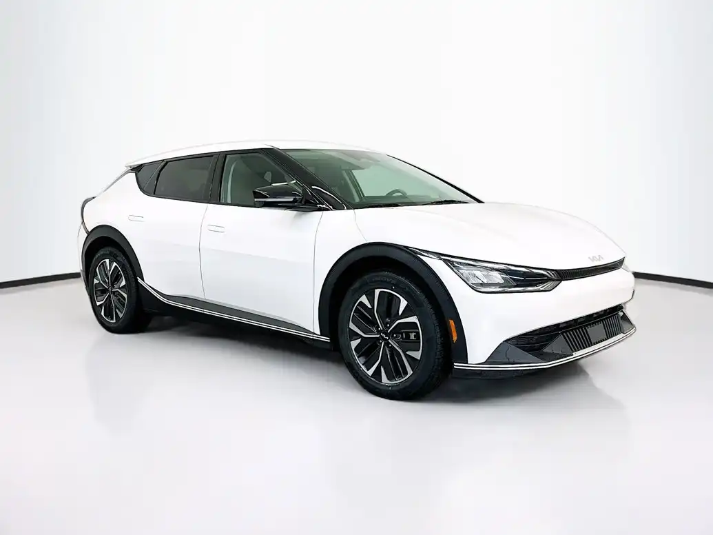 2024 Kia EV6 Light L/R AWD's photo