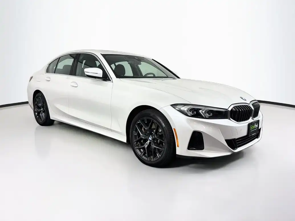 2026 BMW 3 Series 263x 330i NA xDrive's photo