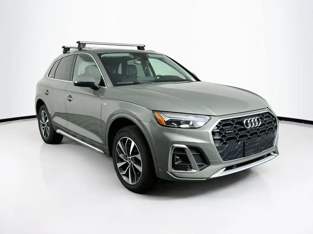 2024 Audi Q5 45 Premium Plus's photo