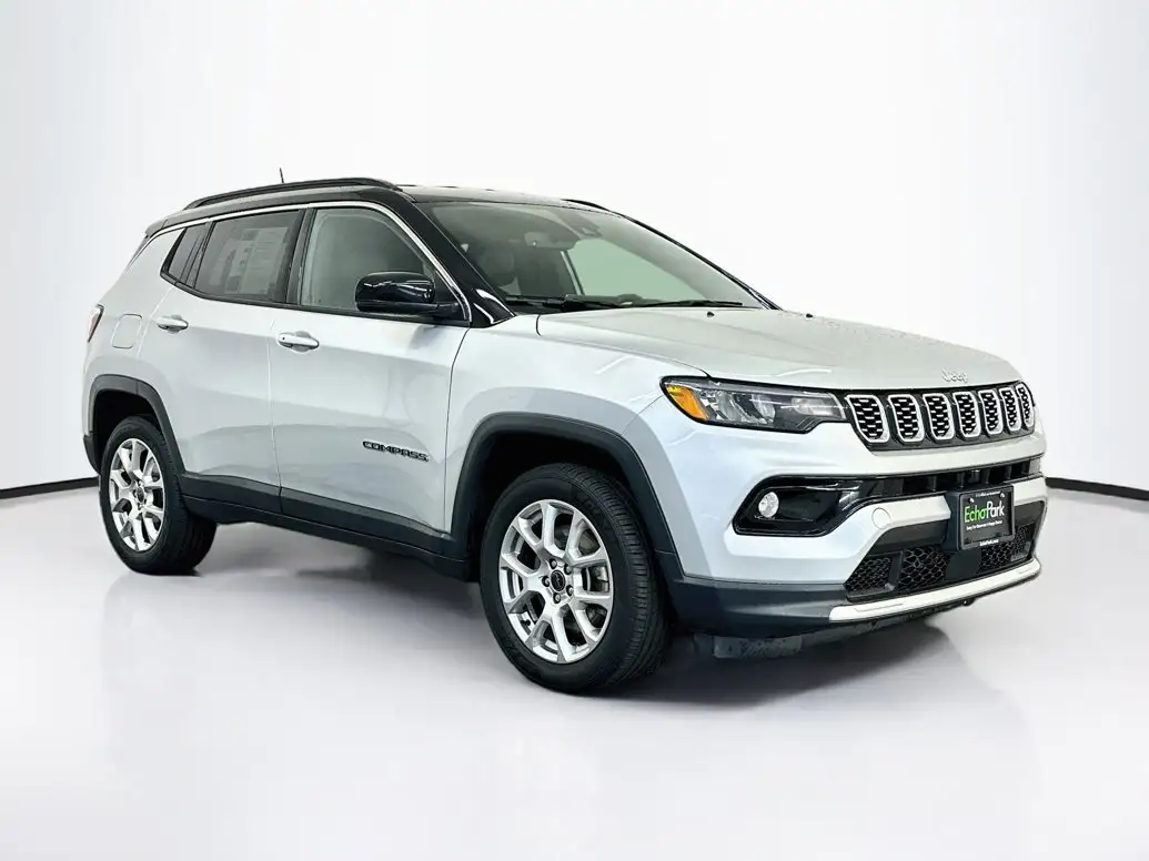 2025 Jeep Compass Limited 4WD photo 1
