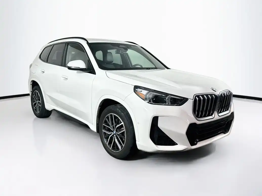 2026 BMW X1 xDrive28i's photo