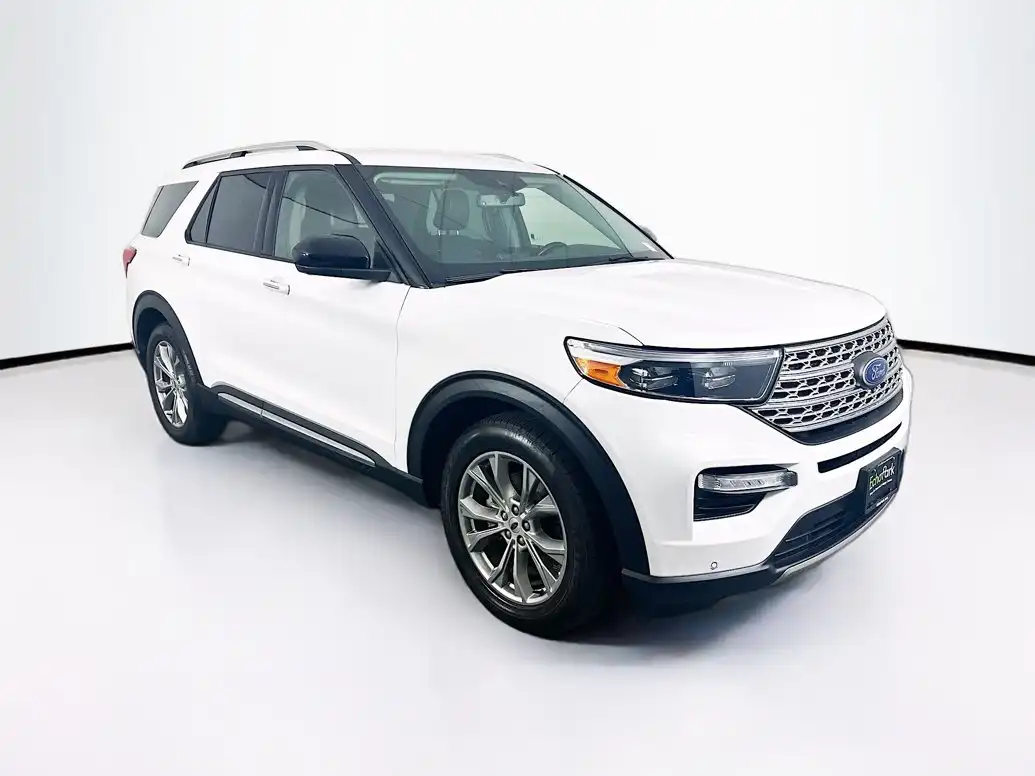 2022 Ford Explorer Limited RWD's photo