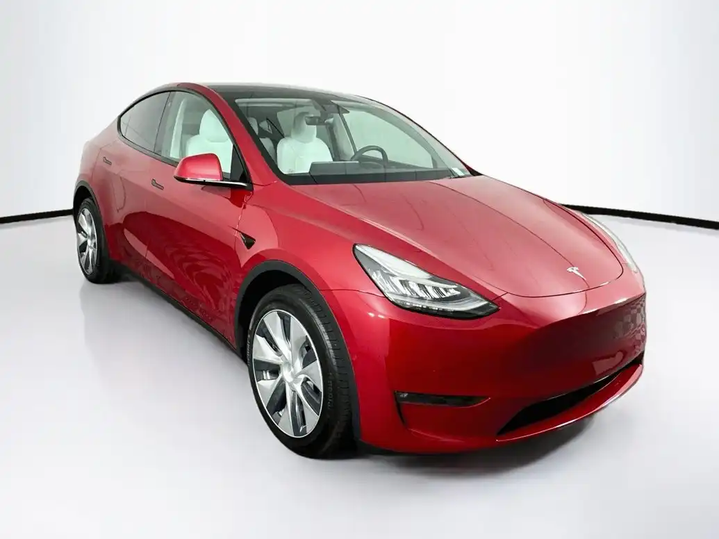 2022 Tesla Model Y Long Range Dual Motor All-Wheel Drive's photo