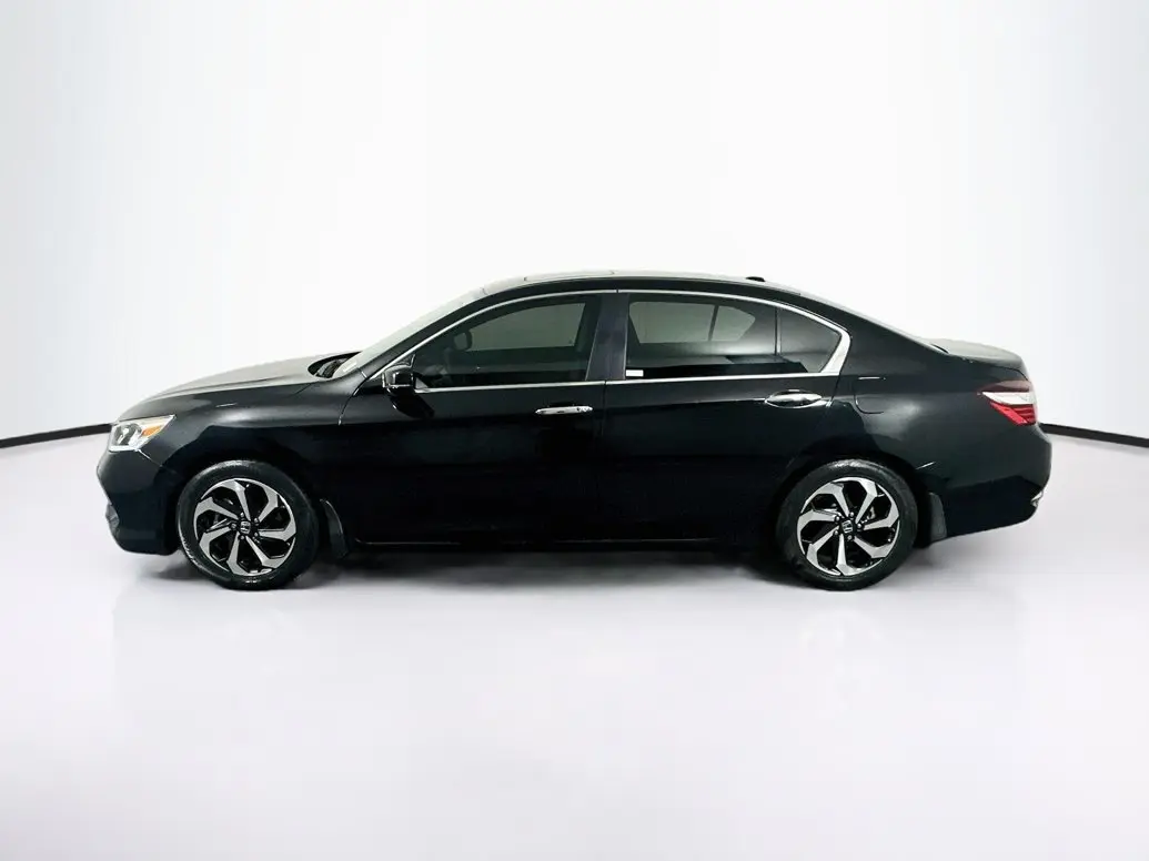 2017 Honda Accord EX CVT photo 4