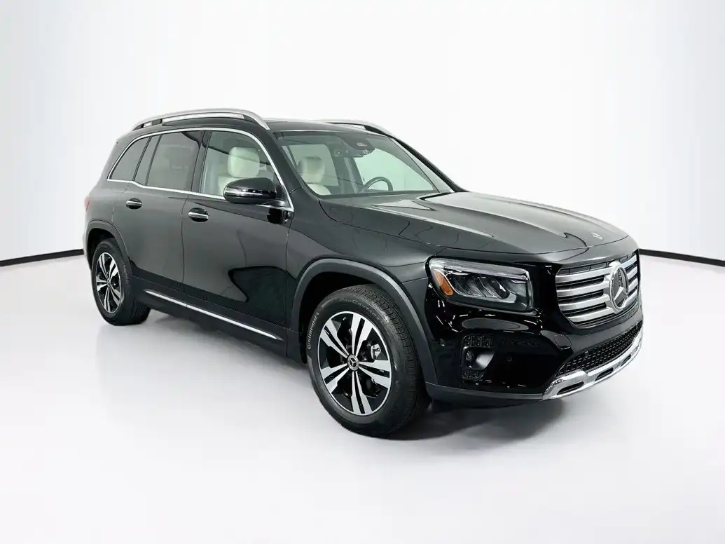 2025 Mercedes-Benz GLB GLB250's photo