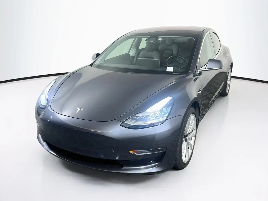 2018 Tesla Model 3 Long Range Dual Motor AWD photo 3
