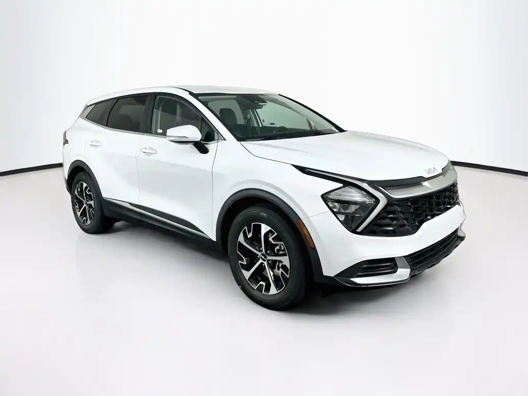 2023 Kia Sportage EX Auto's photo