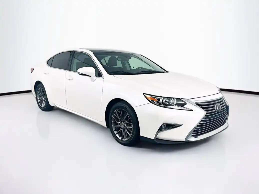 2018 Lexus ES 350 ES 350's photo
