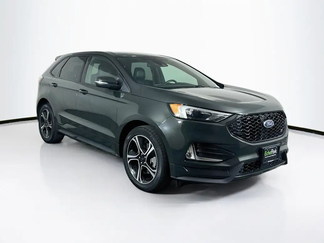 2022 Ford Edge ST AWD photo 1