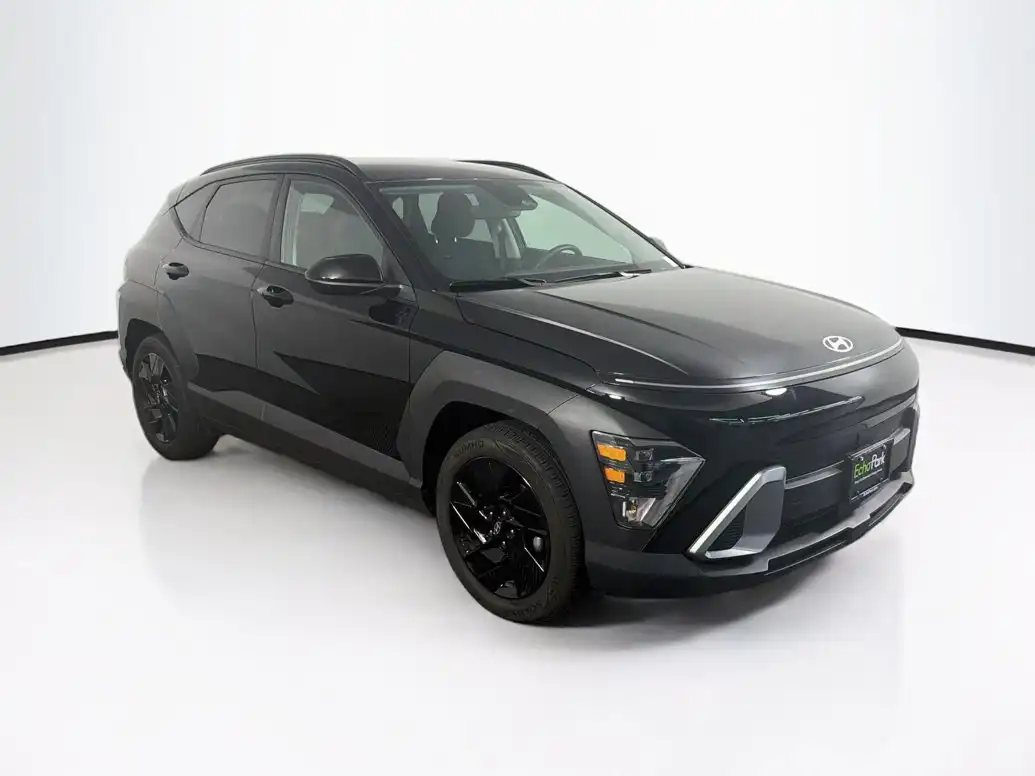 2026 Hyundai Kona Sport Auto SEL's photo