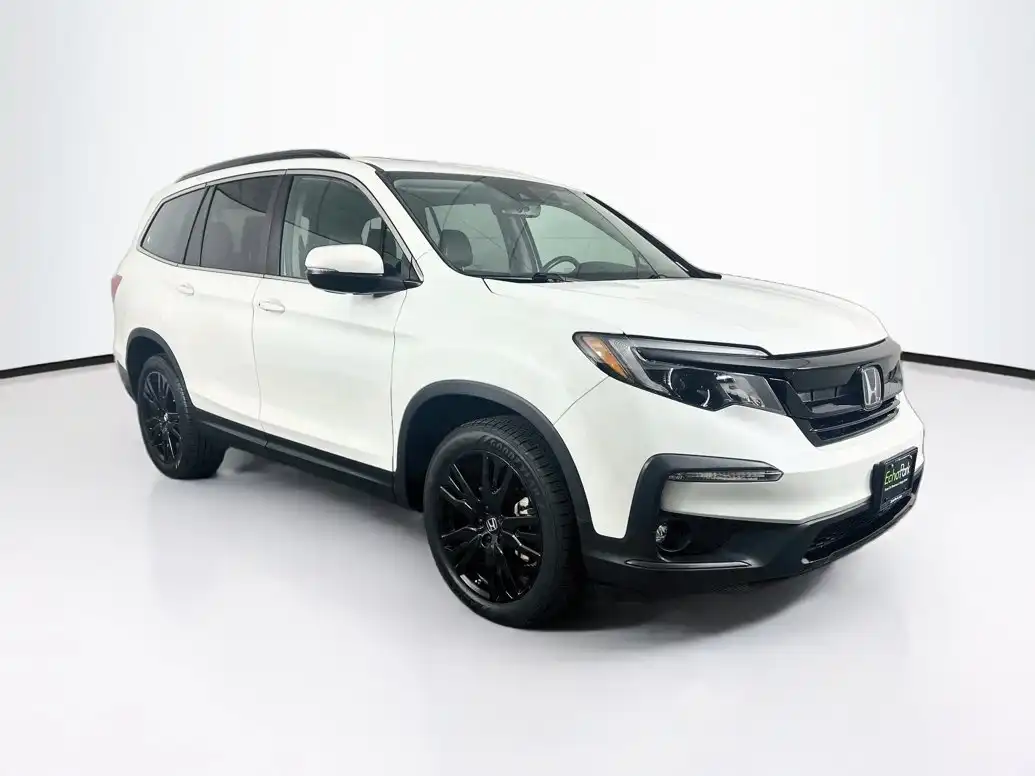 2022 Honda Pilot SE AWD's photo