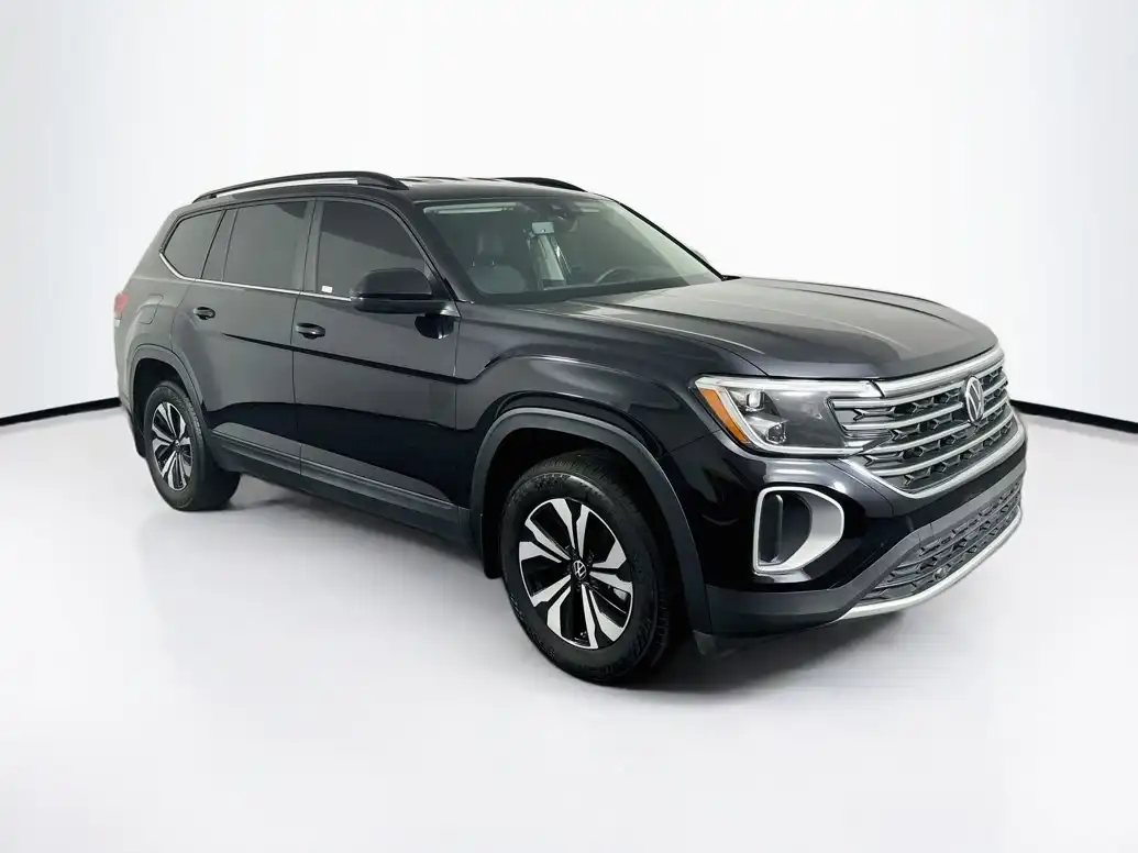 2024 Volkswagen Atlas 2.0T SE's photo