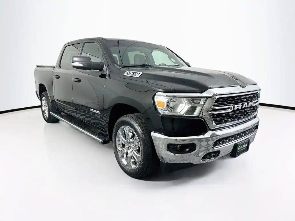 2022 RAM 1500 Big Horn/Lone Star 4x4 Crew Cab 5'7's photo