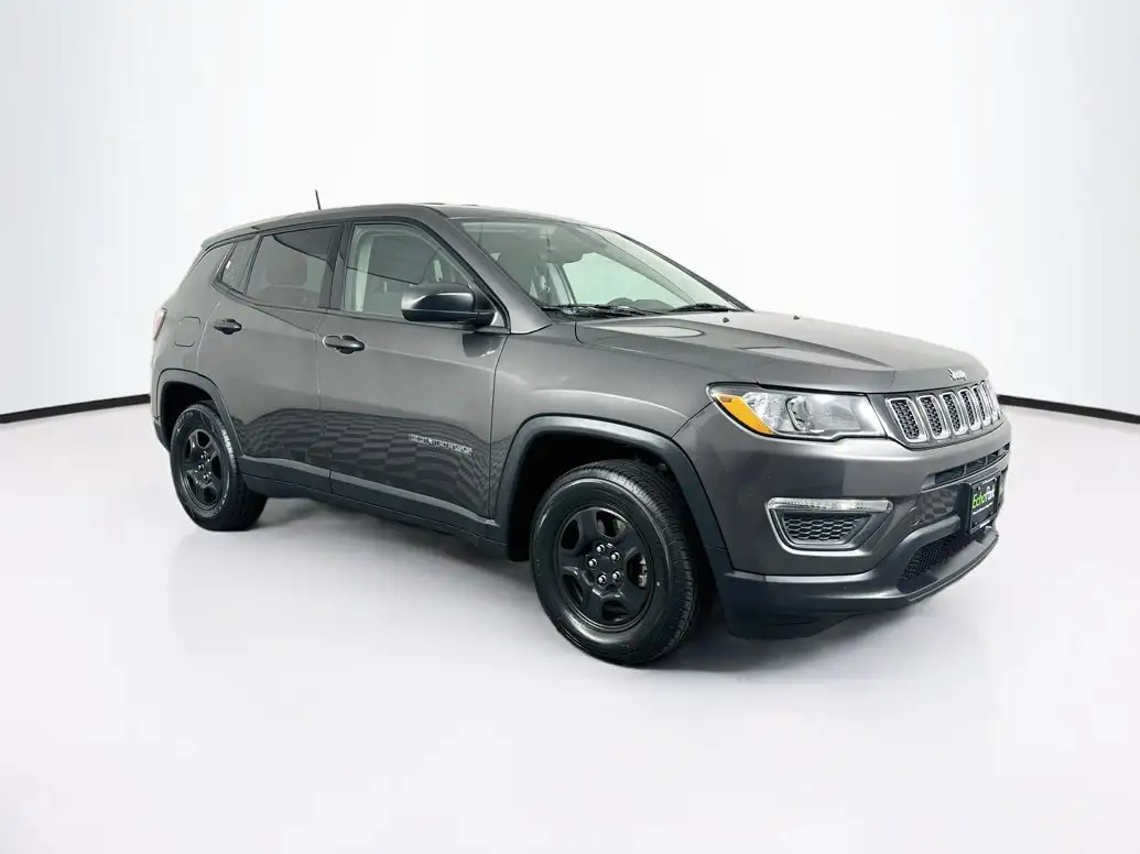2018 Jeep Compass Sport's photo