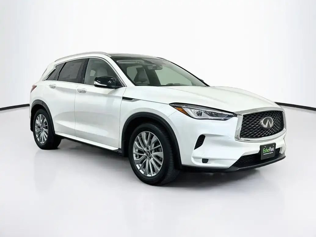 2023 INFINITI QX50 Luxe AWD's photo