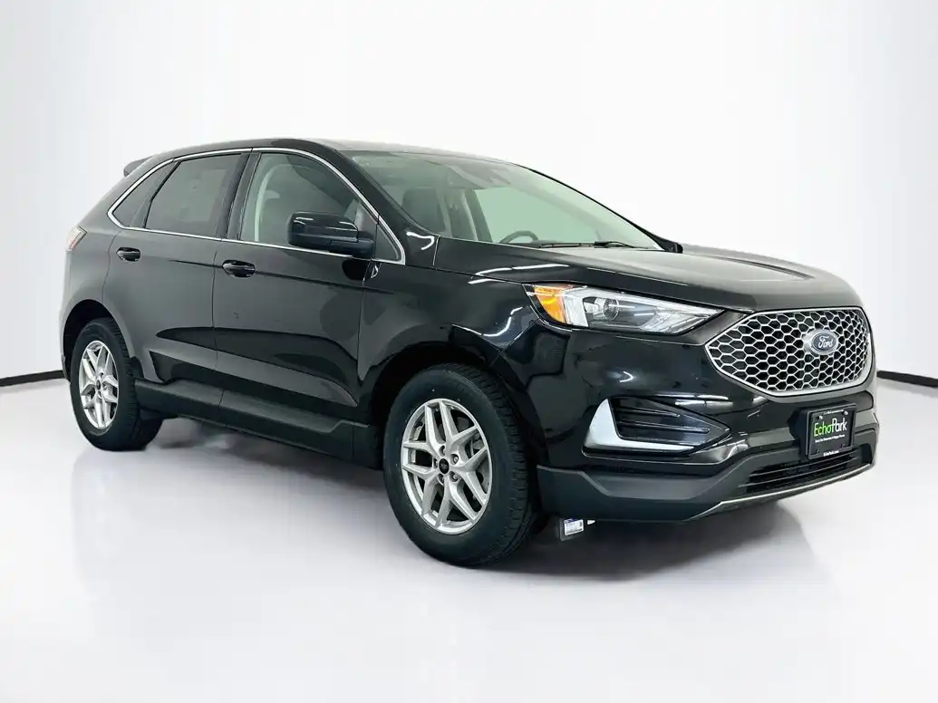 2024 Ford Edge SEL AWD's photo
