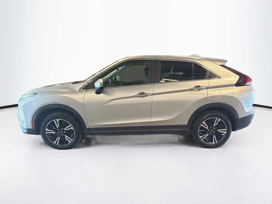 2025 Mitsubishi Eclipse Cross SE S-AWC photo 4