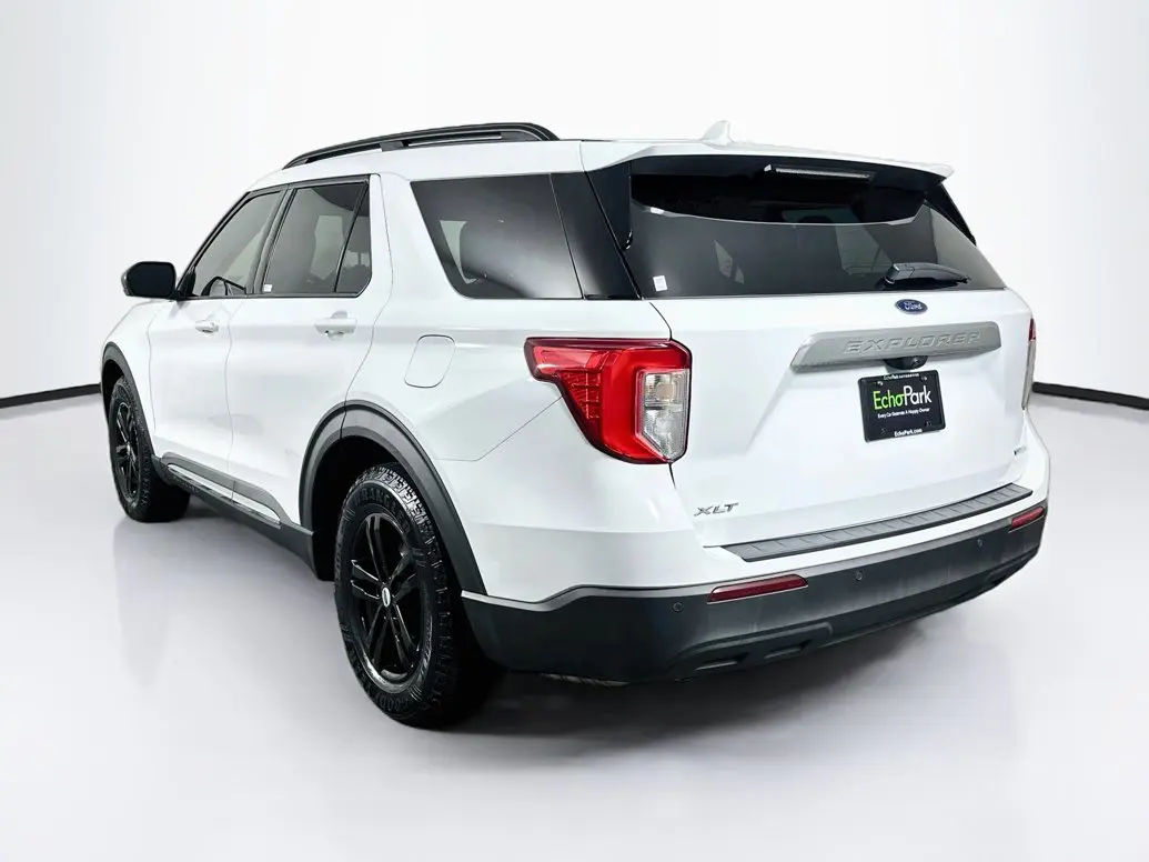 2020 Ford Explorer XLT RWD photo 5