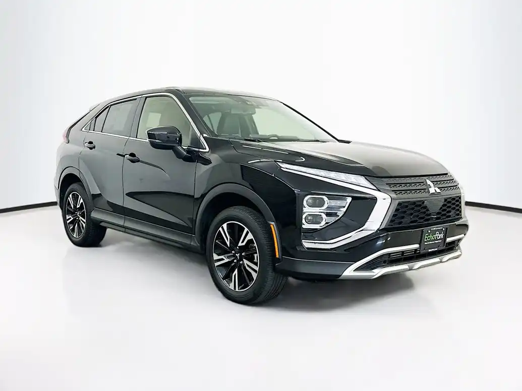 2025 Mitsubishi Eclipse Cross SE S-AWC's photo