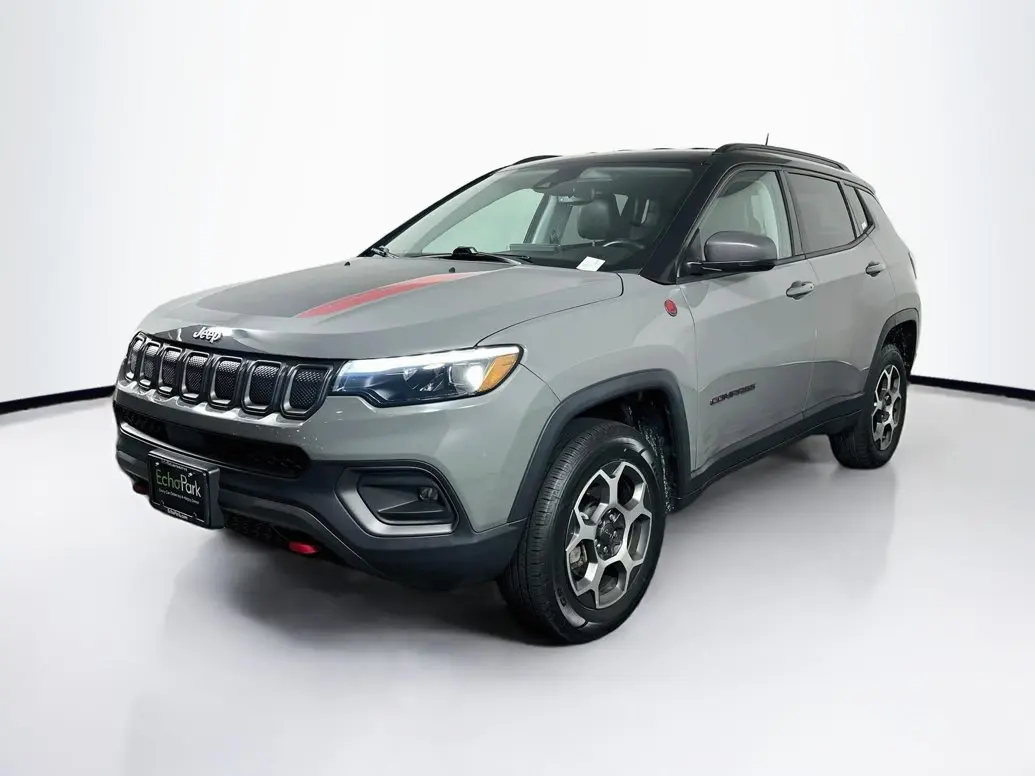 2022 Jeep Compass Trailhawk 4X4 photo 3