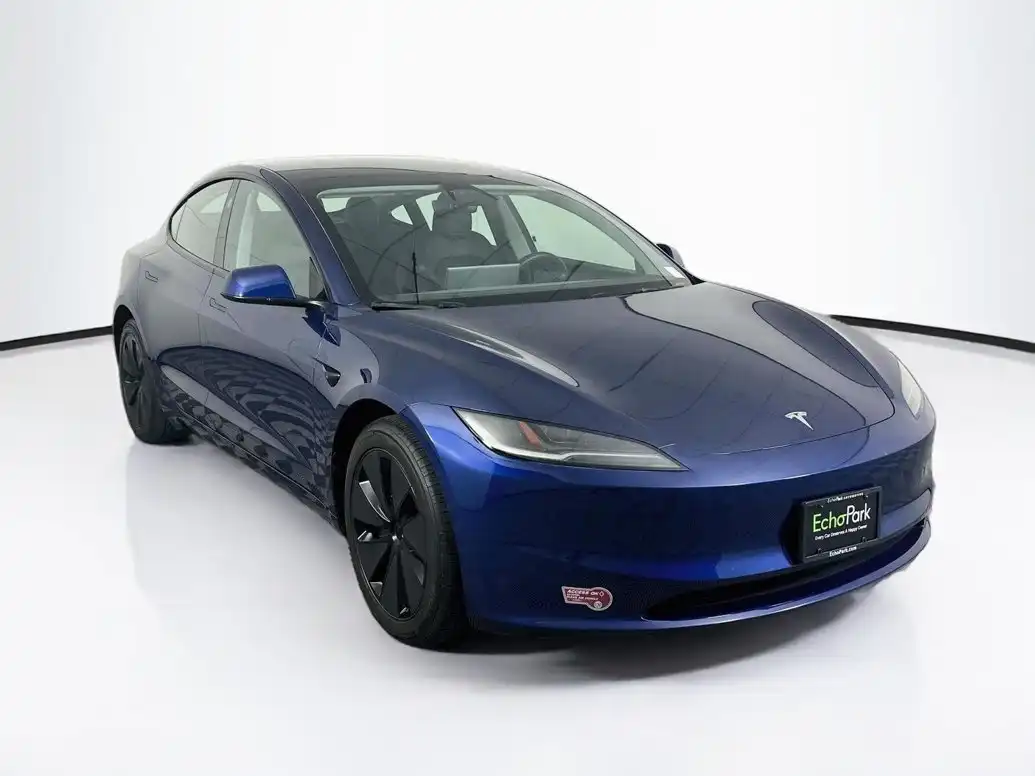 2024 Tesla Model 3 Base's photo
