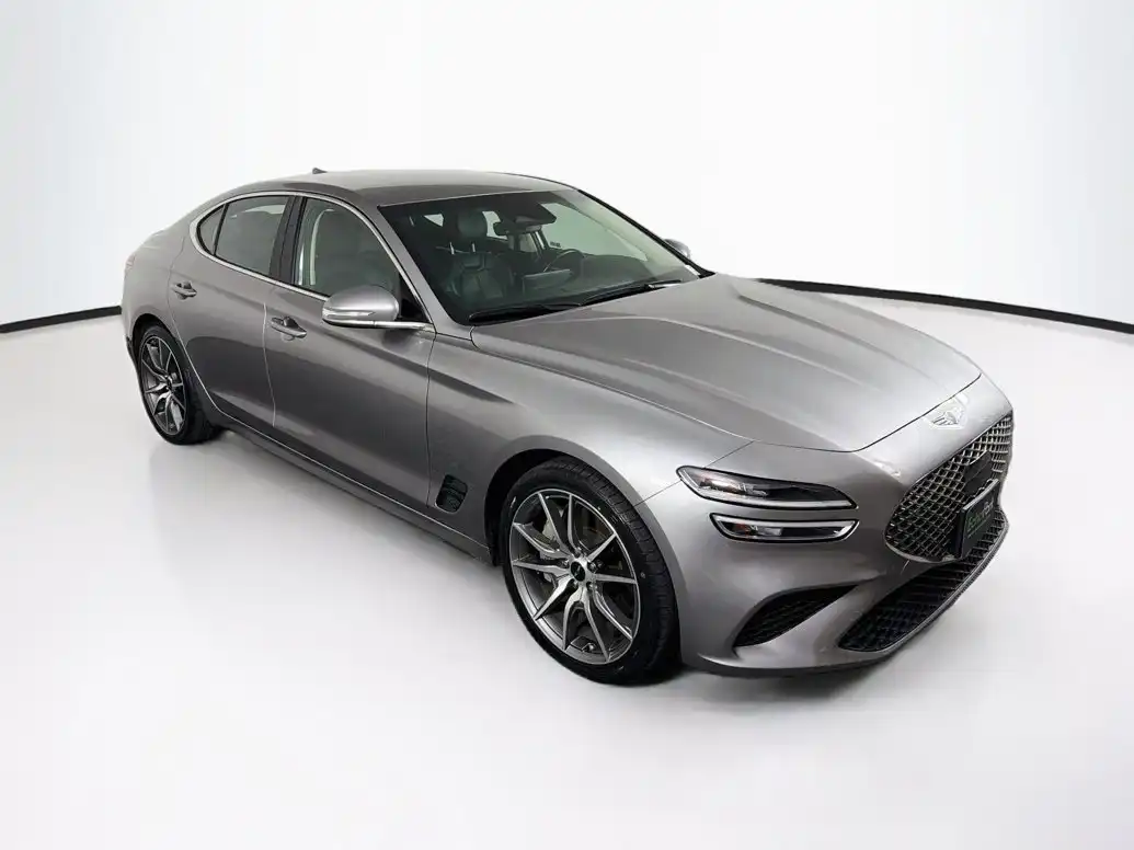 2025 Genesis G70 2.5T Standard's photo