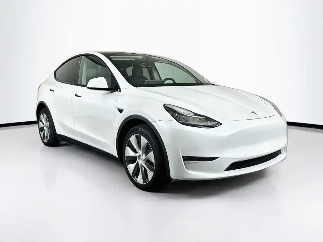 2021 Tesla Model Y Long Range Dual Motor All-Wheel Drive's photo