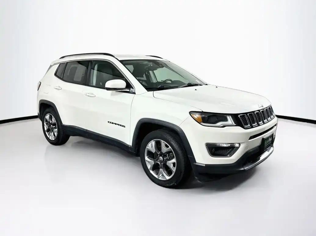 2018 Jeep Compass Limited's photo