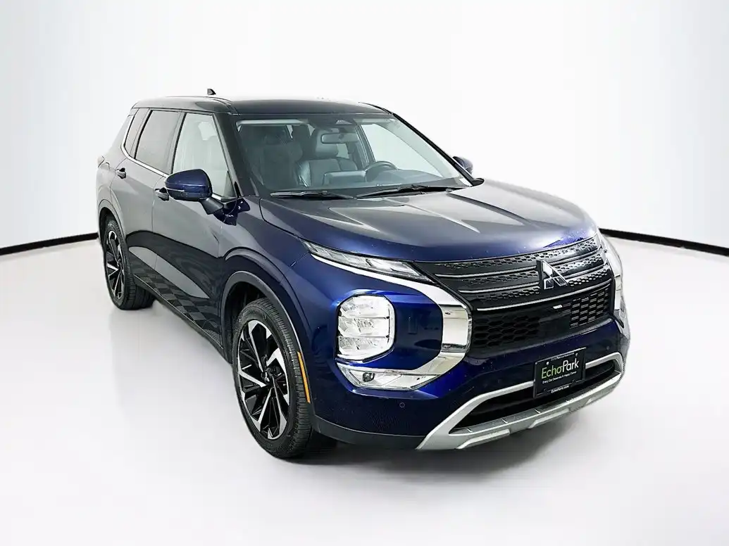 2024 Mitsubishi Outlander SE S-AWC's photo