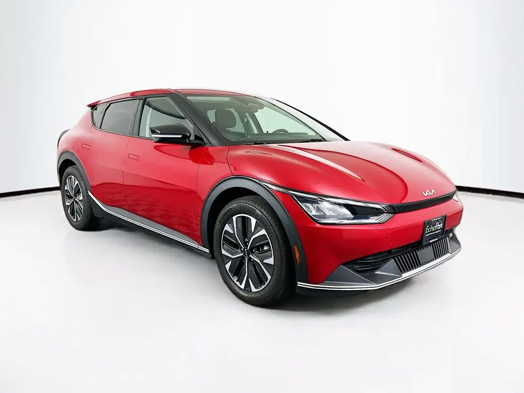 2024 Kia EV6 Light L/R's photo