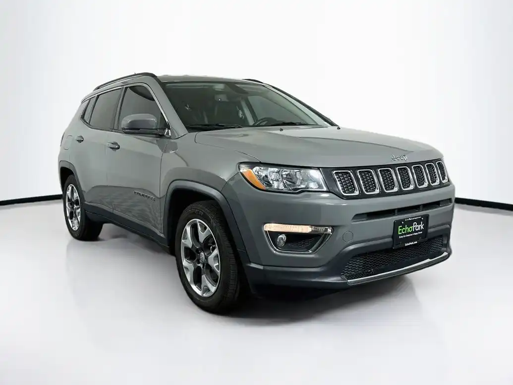2019 Jeep Compass Limited's photo