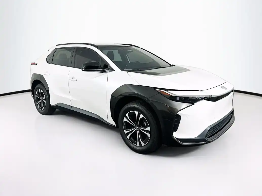 2024 Toyota bZ4X XLE FWD's photo