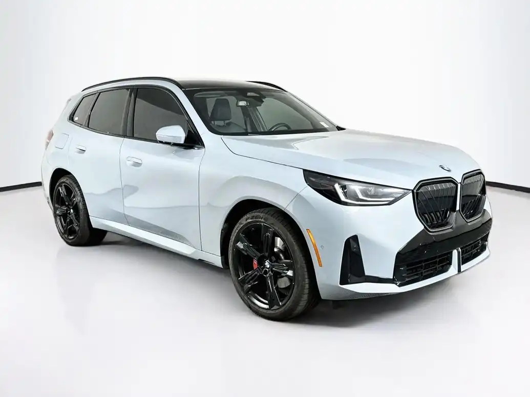 2025 BMW X3 30 XDRIVE's photo