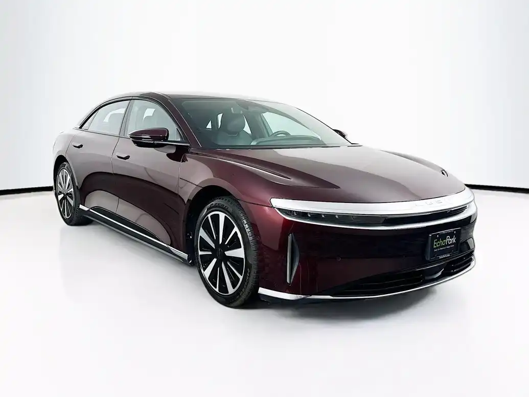 2024 Lucid Air Touring's photo